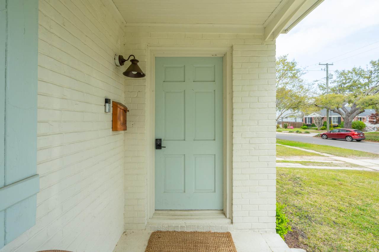 https://bt-photos.global.ssl.fastly.net/charleston/1280_boomver_3_25009007-2.jpg