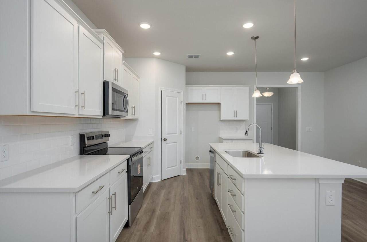 121 Royal Cainhoy Way - Photo 1