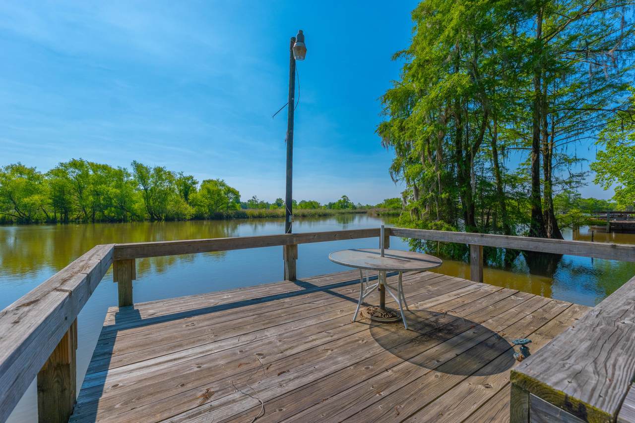 141 Stoudenmire Drive - Photo 1