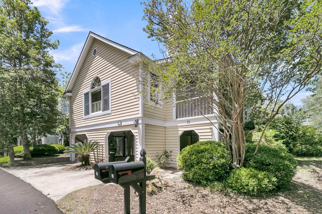 1551 Ben Sawyer Boulevard - Photo 1