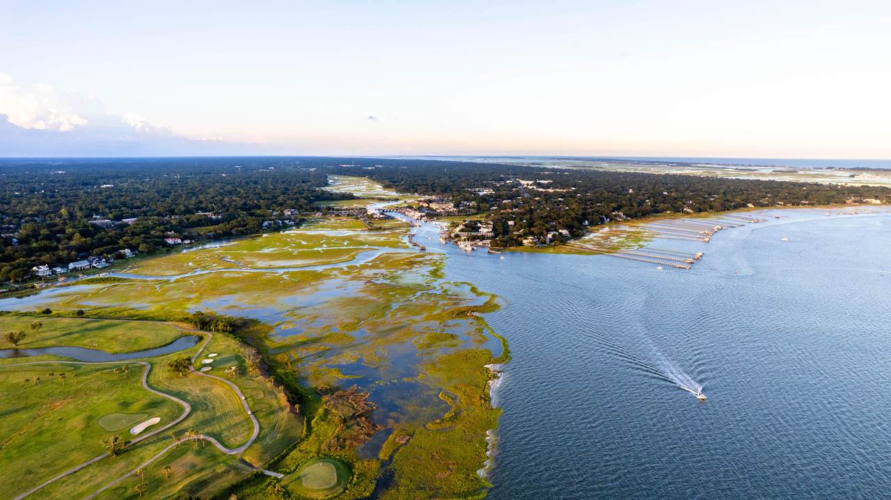 https://bt-photos.global.ssl.fastly.net/charleston/1280_boomver_3_25020512-2.jpg