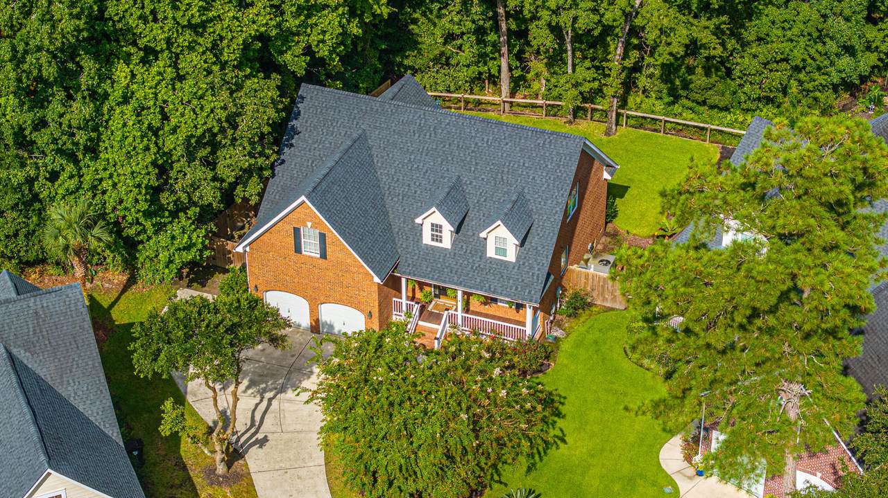 8631 Woodland Walk - Photo 1