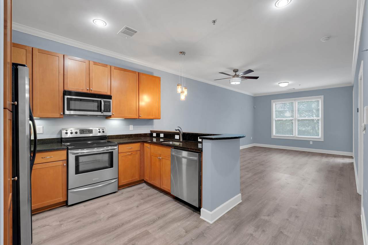 155 Broad Street - Photo 1