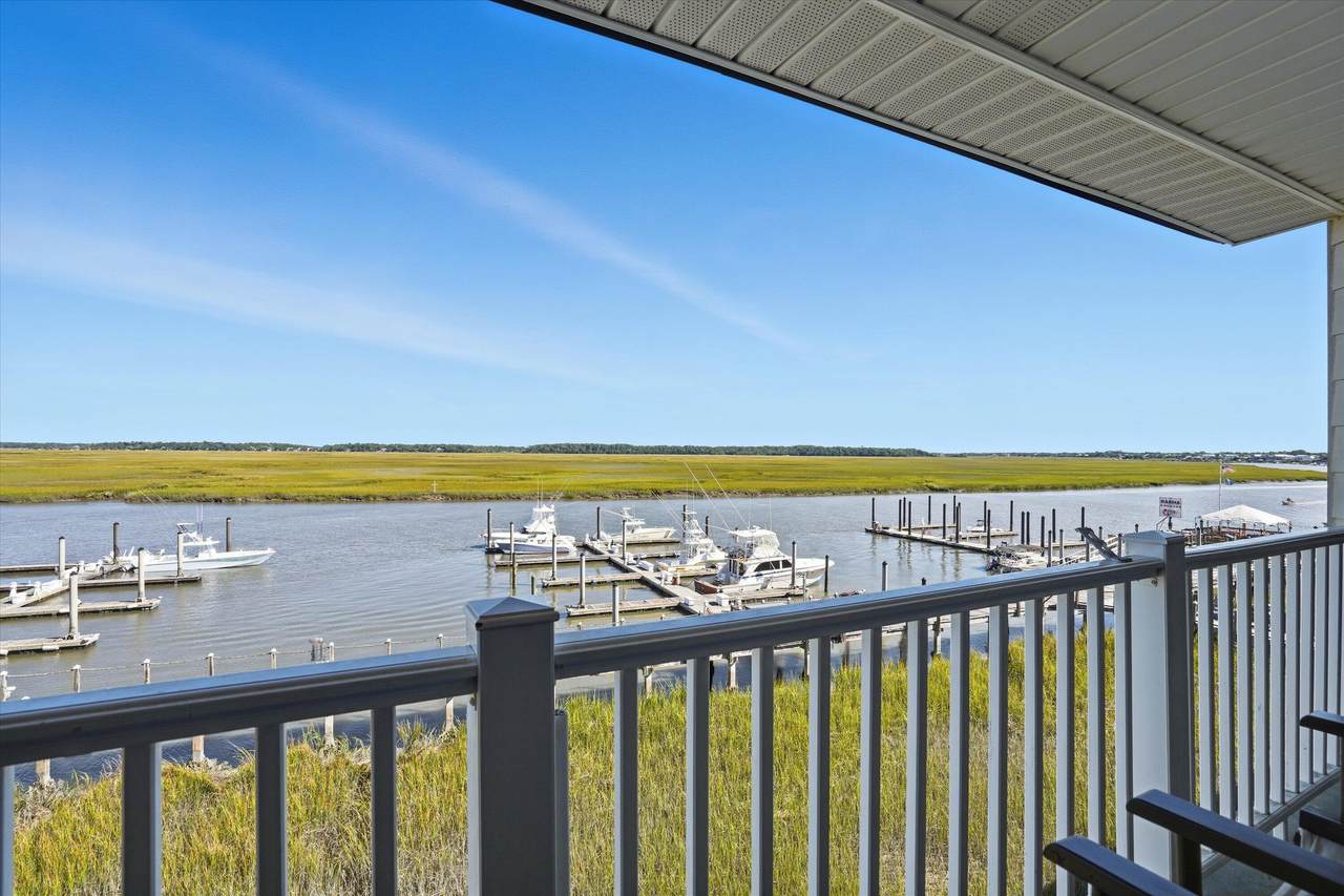 https://bt-photos.global.ssl.fastly.net/charleston/1280_boomver_3_25028455-2.jpg