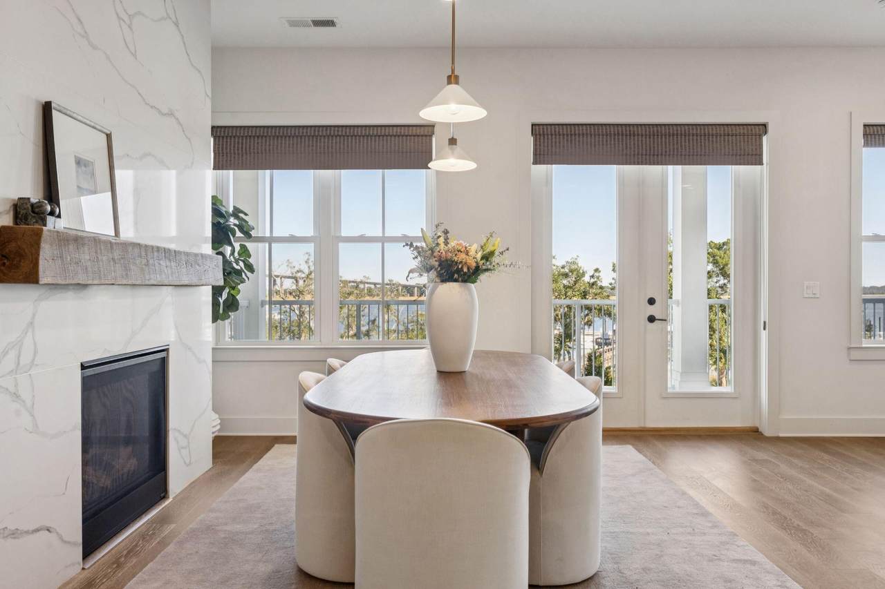 600 Waterman Street - Photo 1