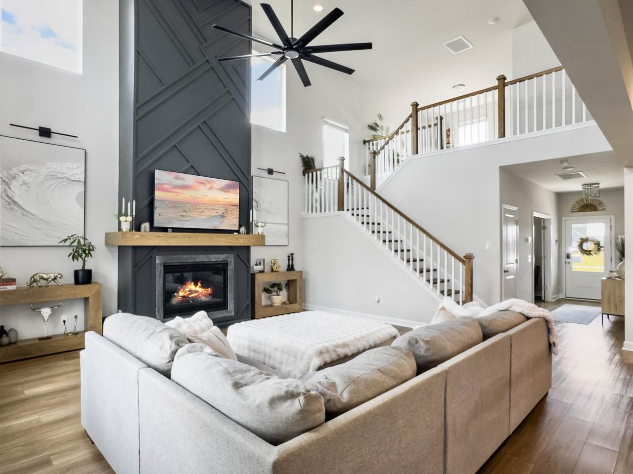 400 Navona Drive - Photo 1