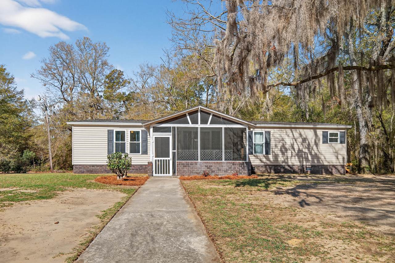 1223 Benton Road - Photo 1