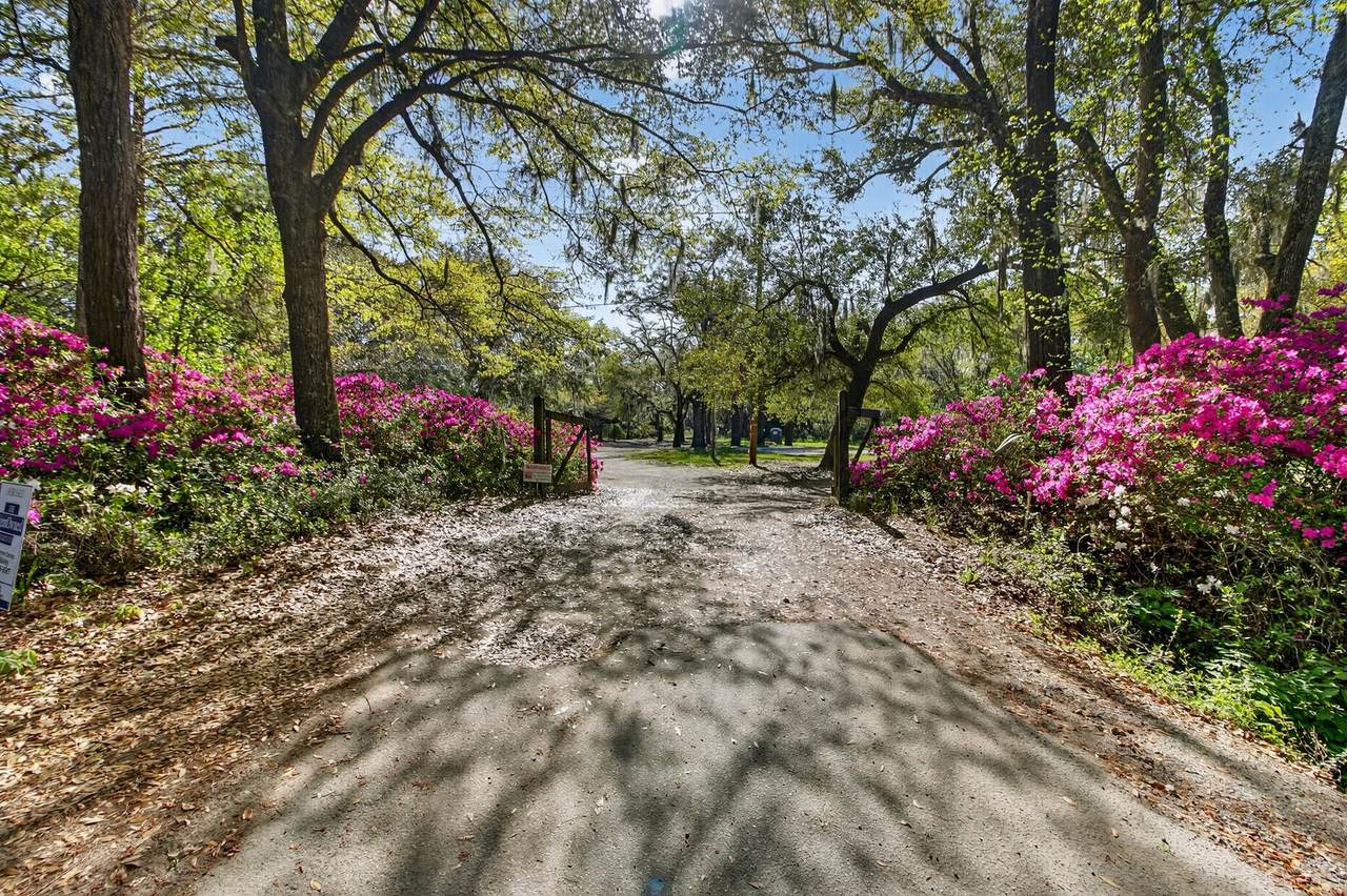 2907 River Road - Photo 1