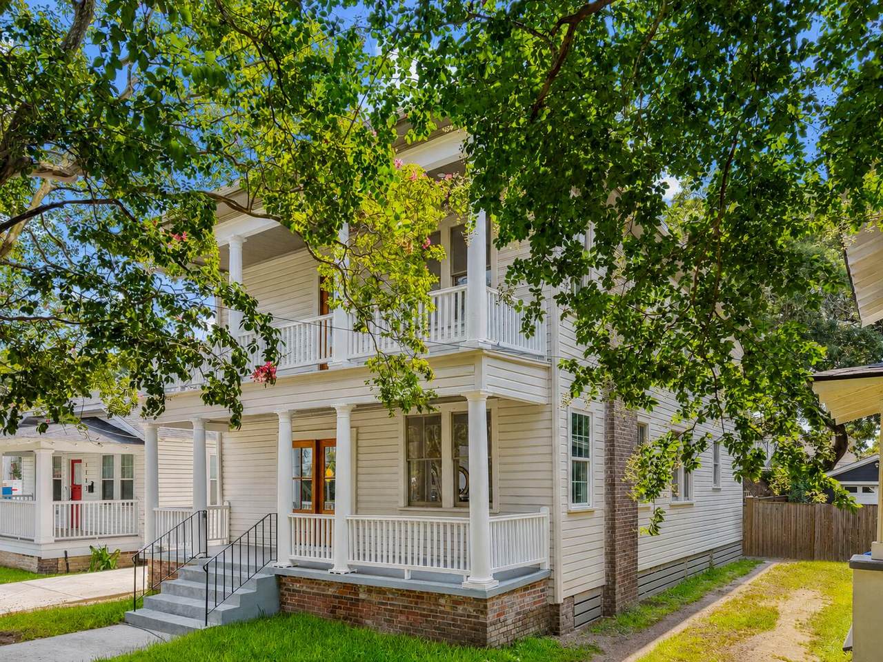 1135 King Street - Photo 1