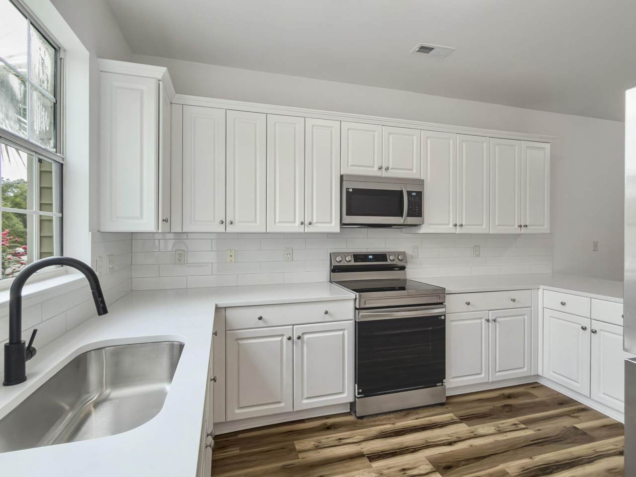 4488 Great Oak Drive - Photo 1