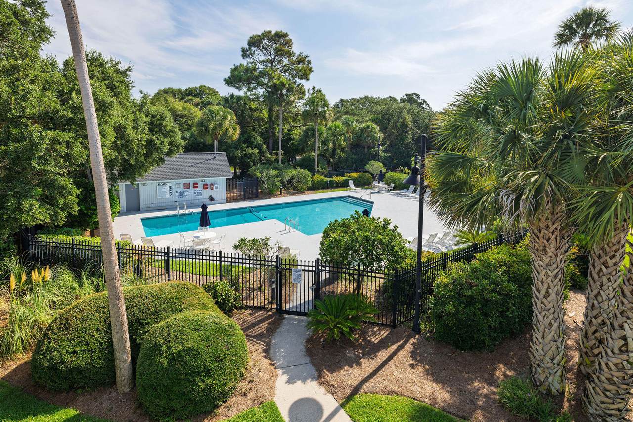 https://bt-photos.global.ssl.fastly.net/charleston/1280_boomver_3_26021925-2.jpg