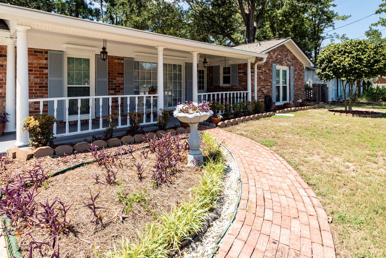 8425 Deerwood Drive - Photo 1