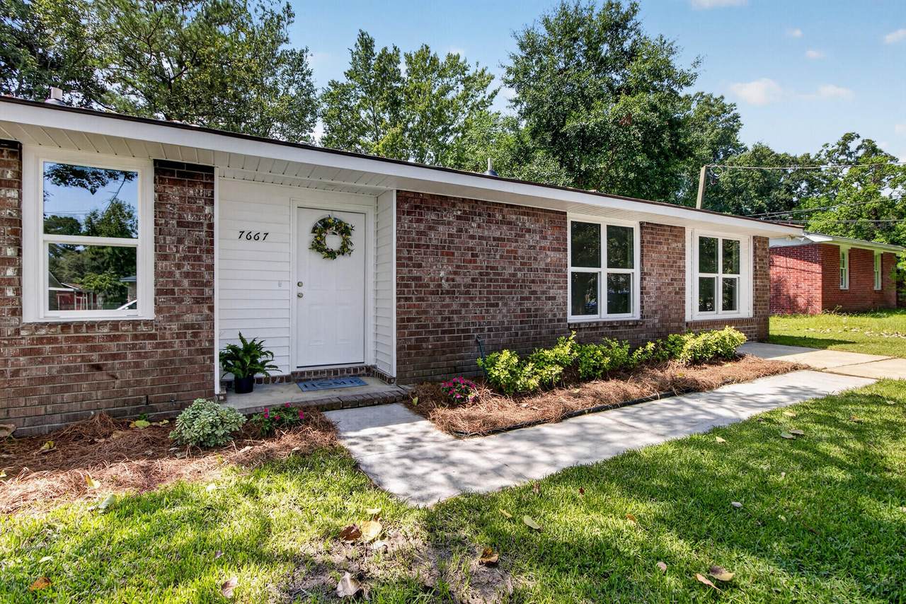7667 Mendelwood Drive - Photo 1