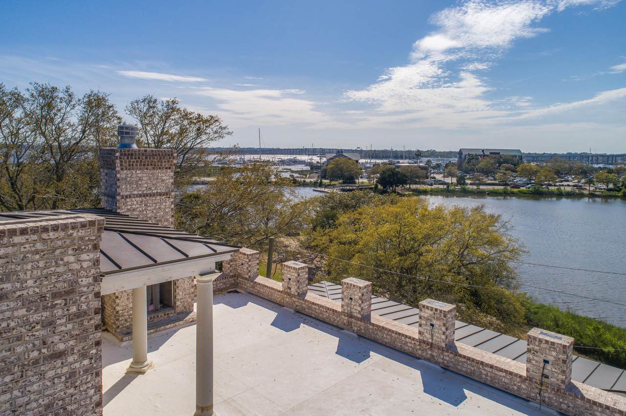 70 Halsey Boulevard - Photo 1