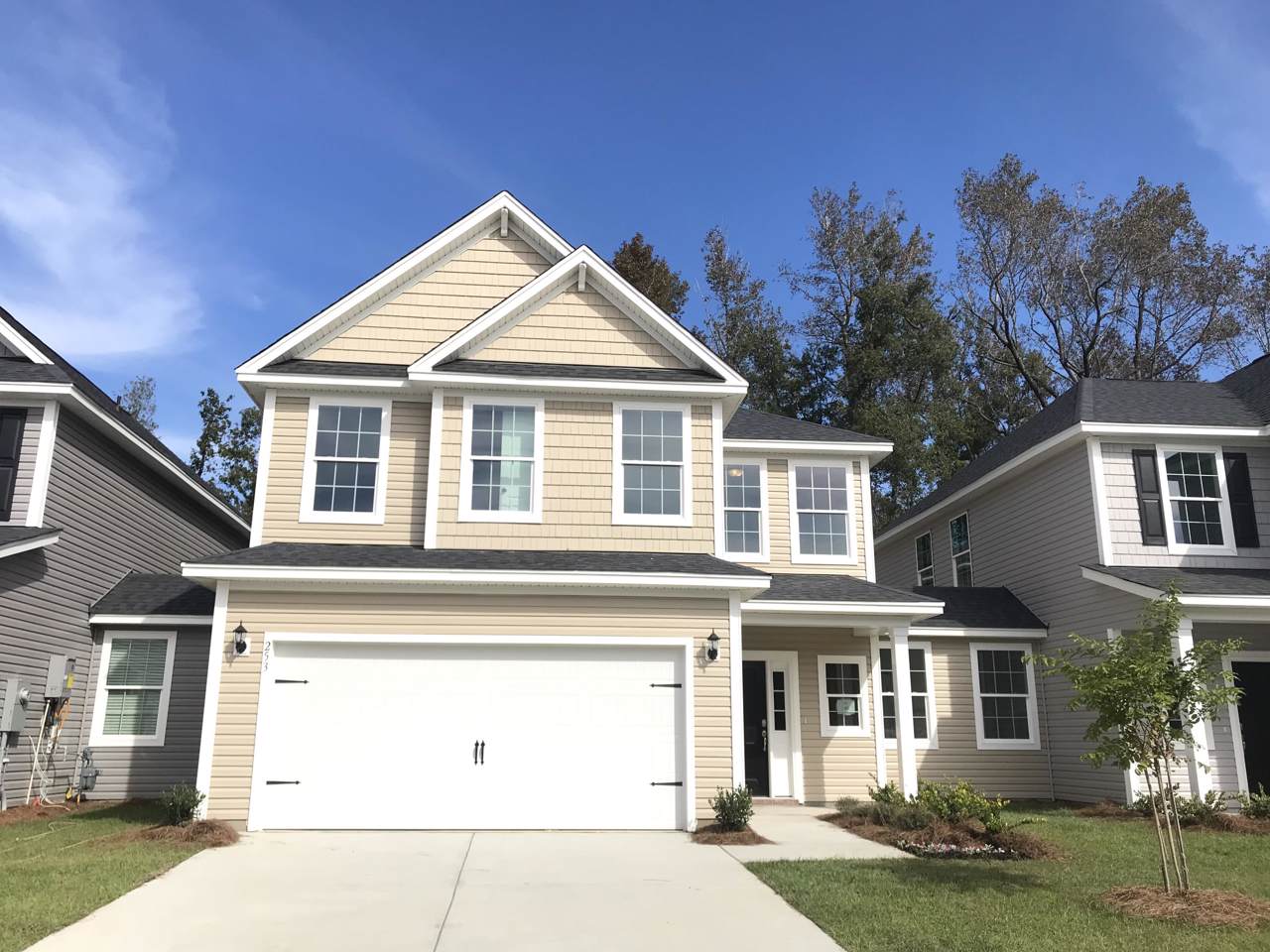 253 Mcclellan Way - Photo 1