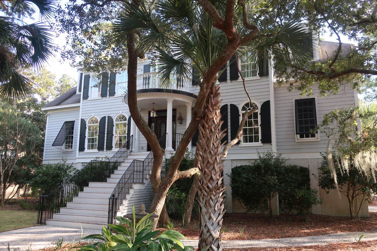 2981 Deer Point Drive - Photo 1
