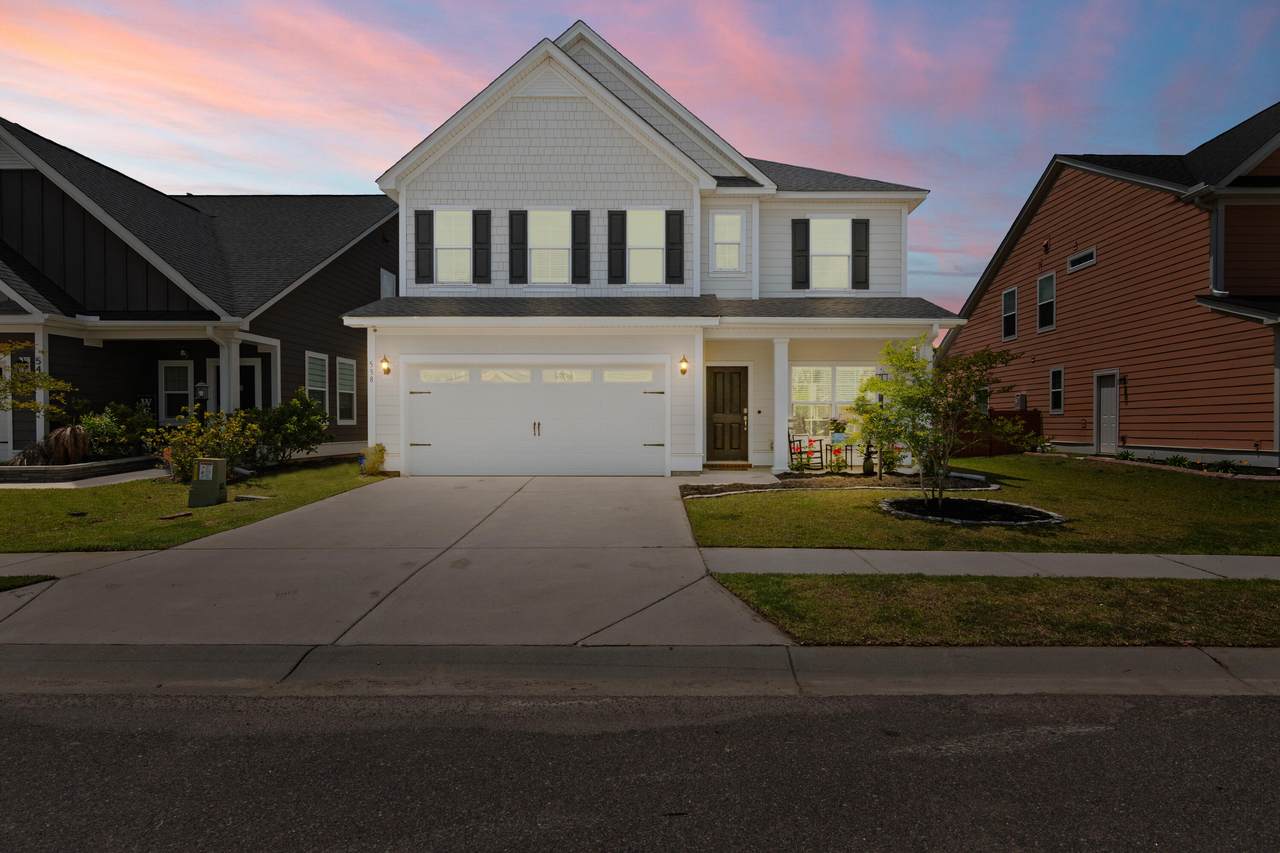 538 Alderly Drive - Photo 1