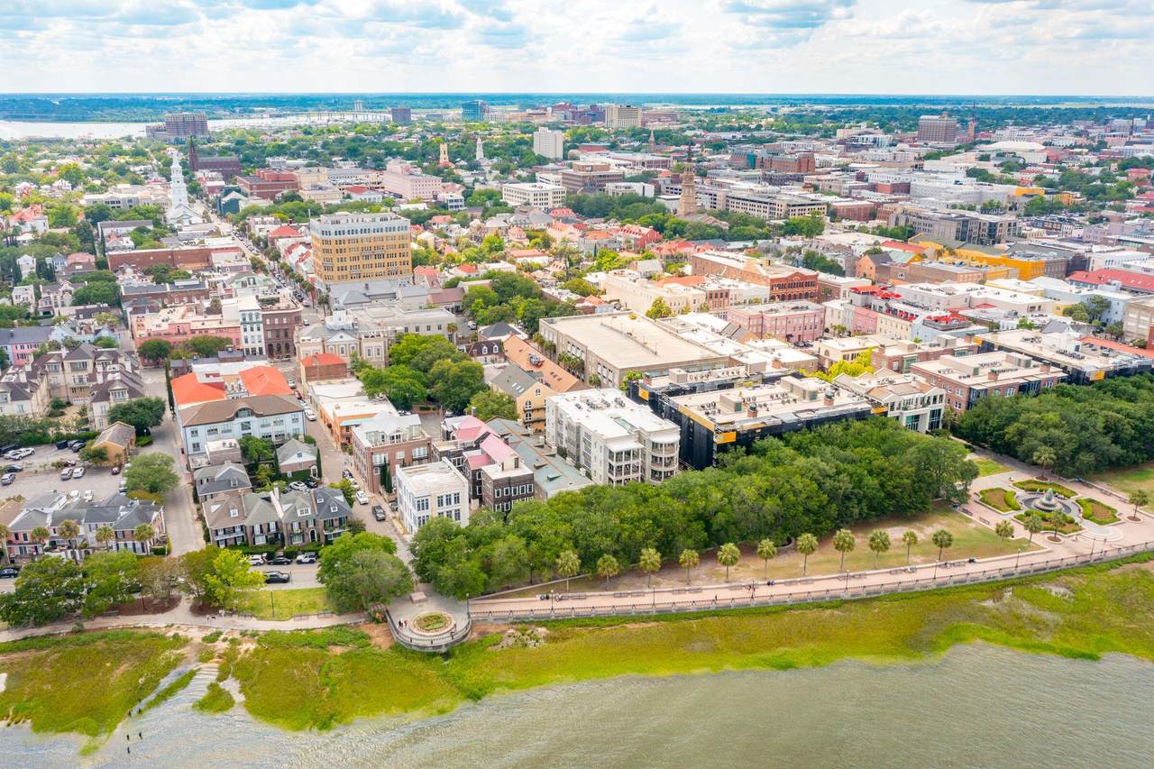 https://bt-photos.global.ssl.fastly.net/charleston/1280_boomver_4_24012798-2.jpg