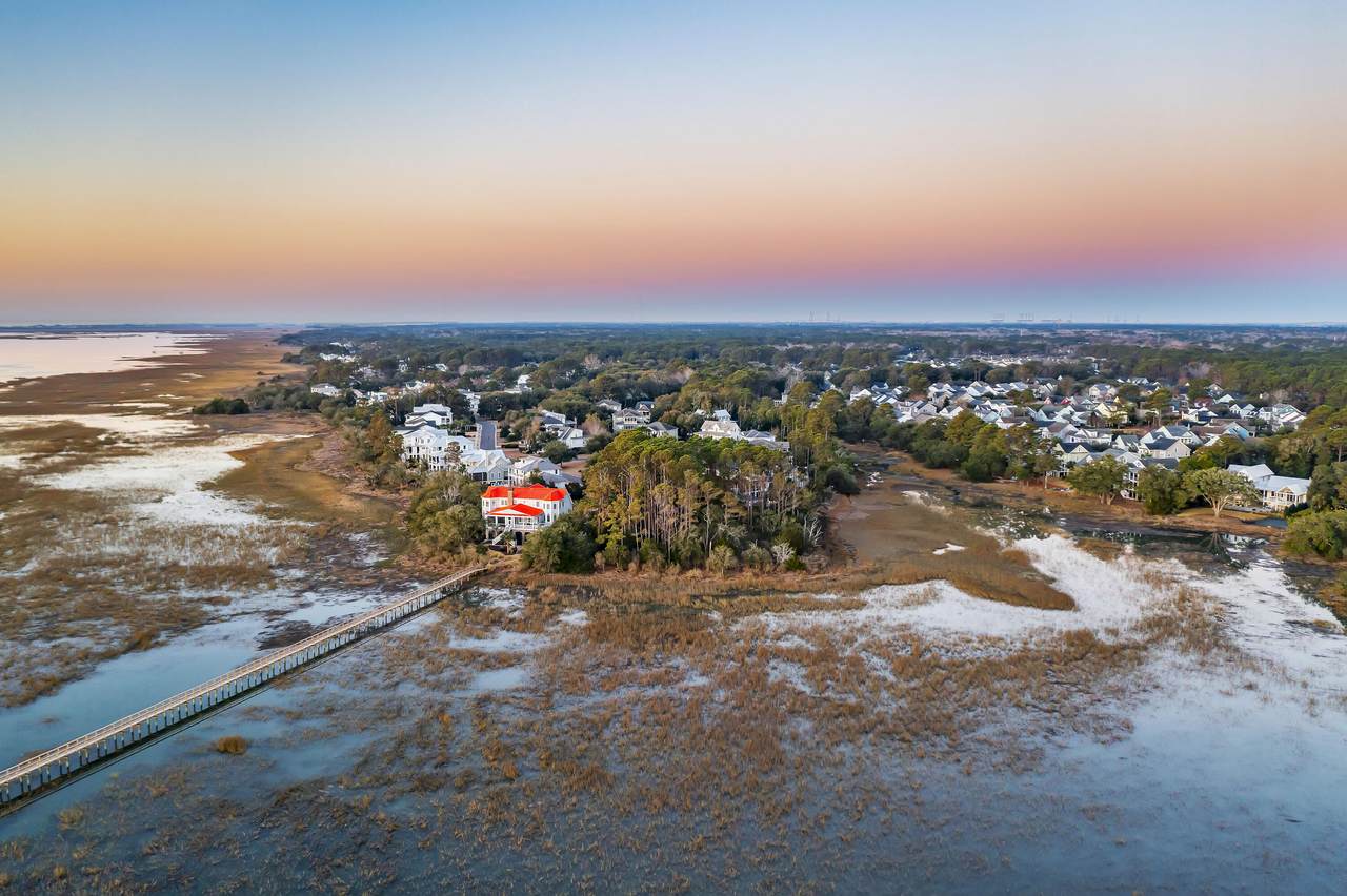 4875 Sound View Drive - Photo 1