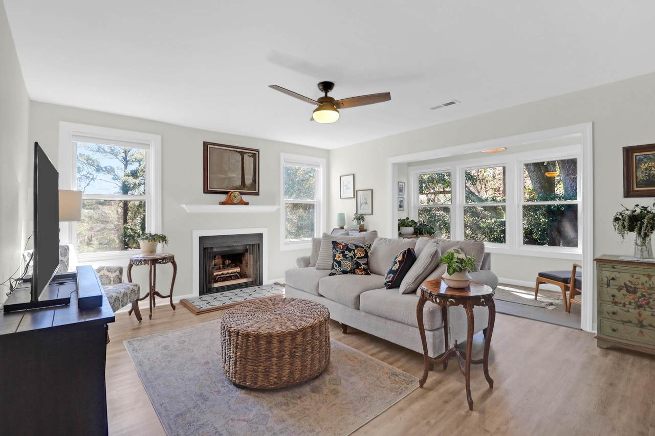 1142 Village Creek Lane - Photo 1