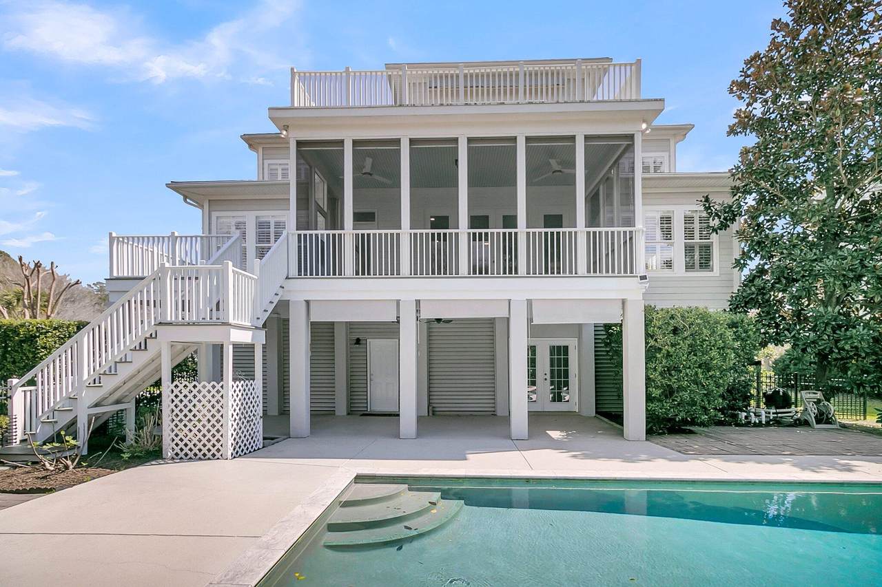 4922 Sound View Drive - Photo 1