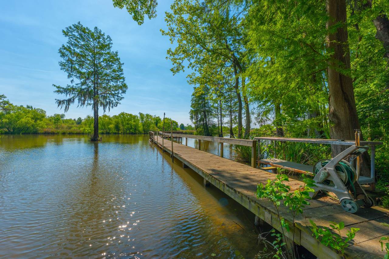 https://bt-photos.global.ssl.fastly.net/charleston/1280_boomver_4_25011733-2.jpg