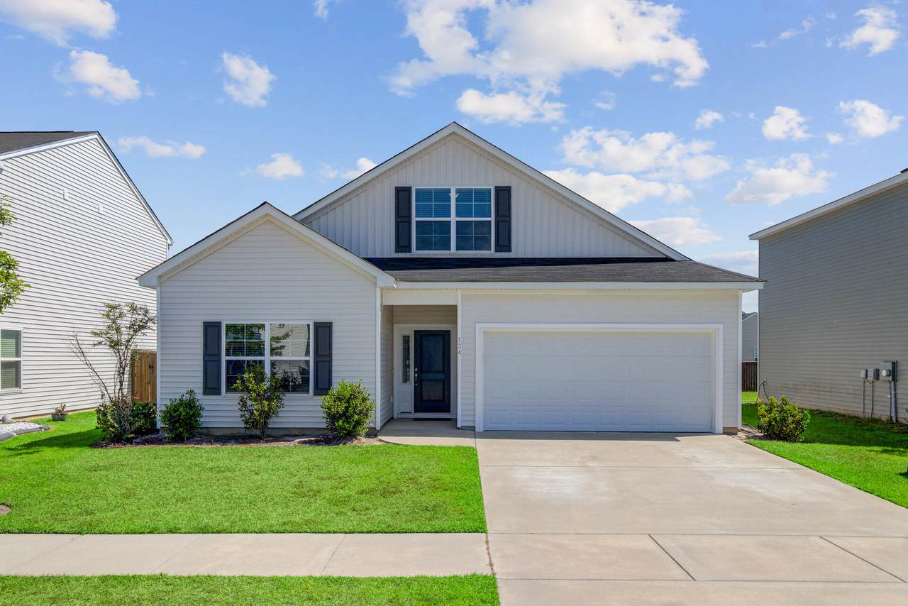 134 Percheron Drive - Photo 1