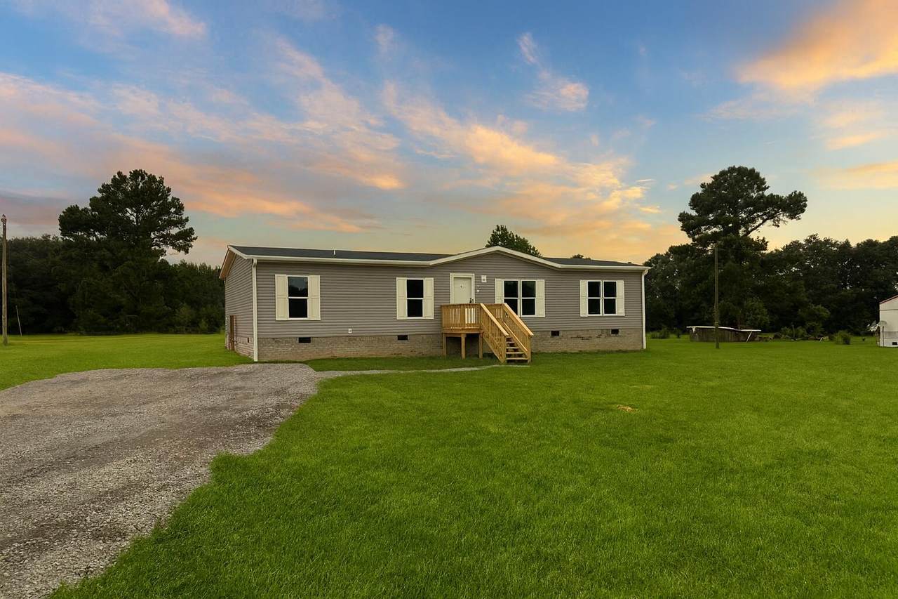 201 Grassy Lane - Photo 1