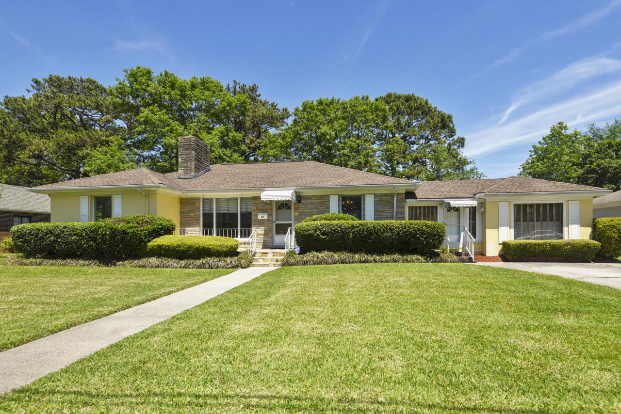 22 Charlestowne Road - Photo 1