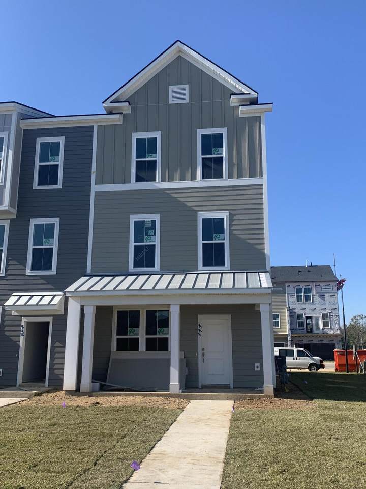 146 Yorkshire Drive - Photo 1