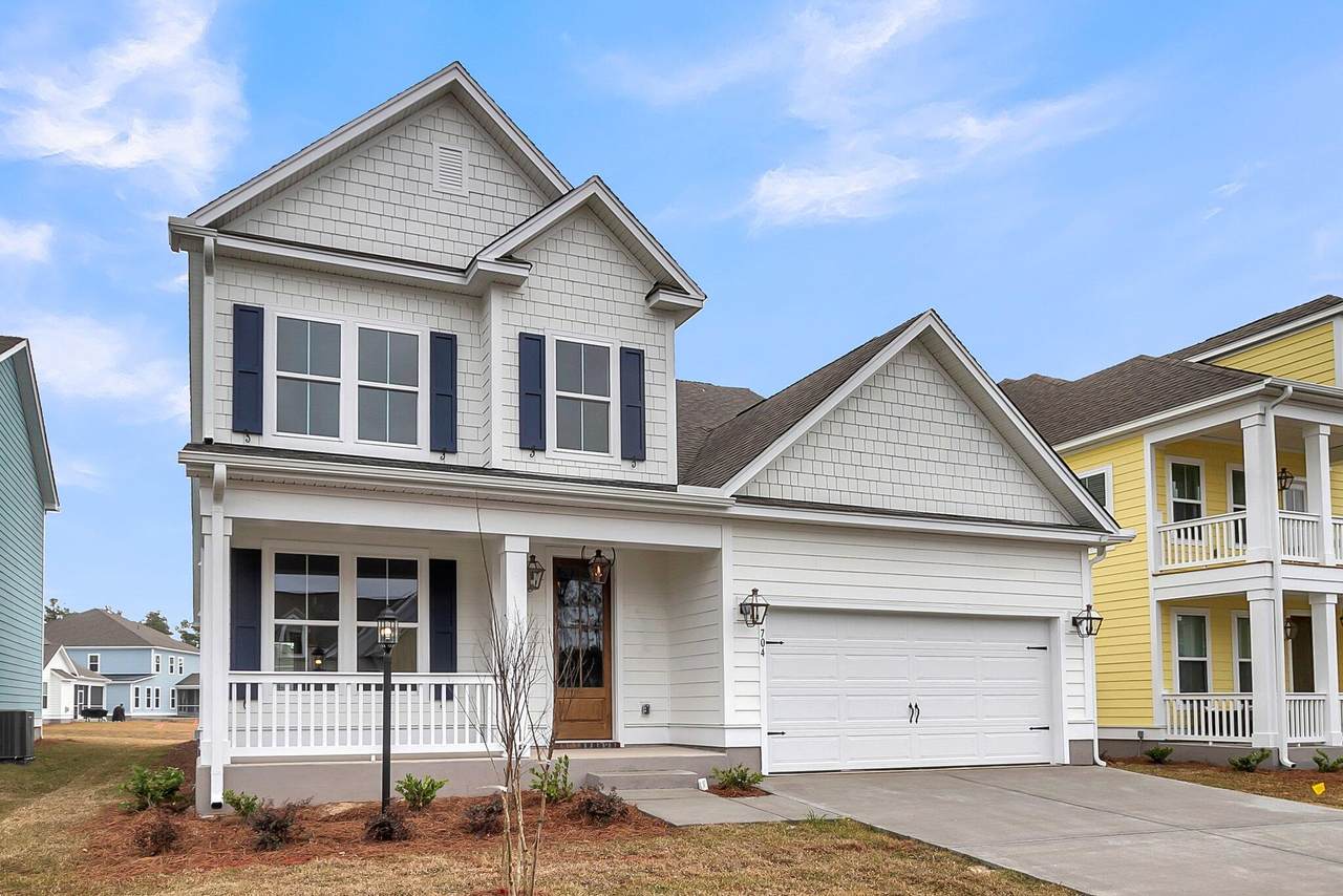 704 Maynard Lane - Photo 1