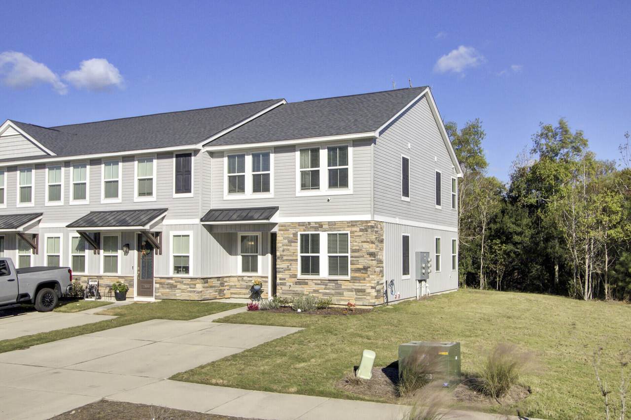 7798 Park Gate Drive - Photo 1