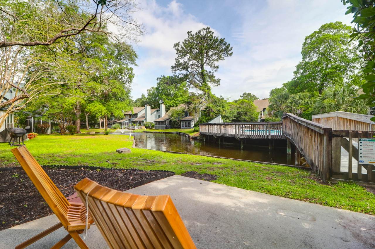 1136 Shadow Lake Circle - Photo 1