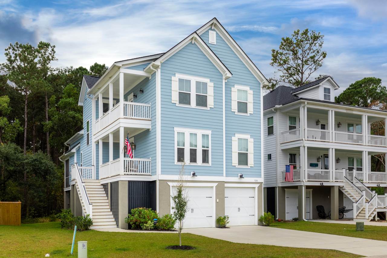 528 Amalie Farms Drive - Photo 1