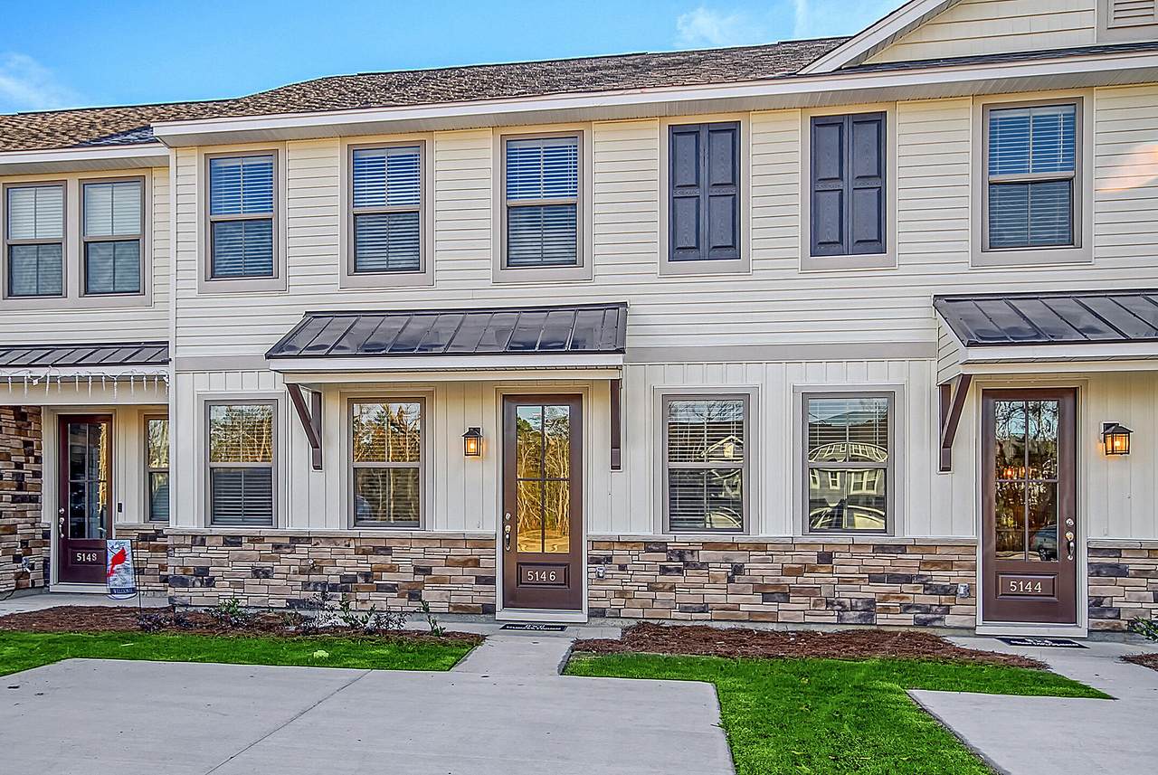 5146 Park Creek Avenue - Photo 1