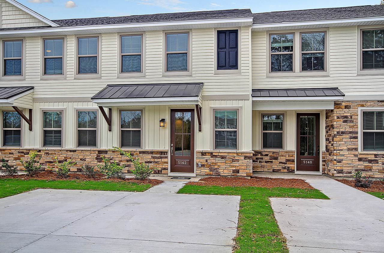 5142 Park Creek Avenue - Photo 1
