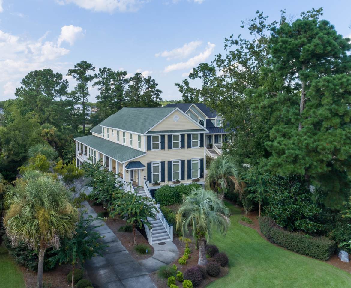 1925 Creek Drive - Photo 1