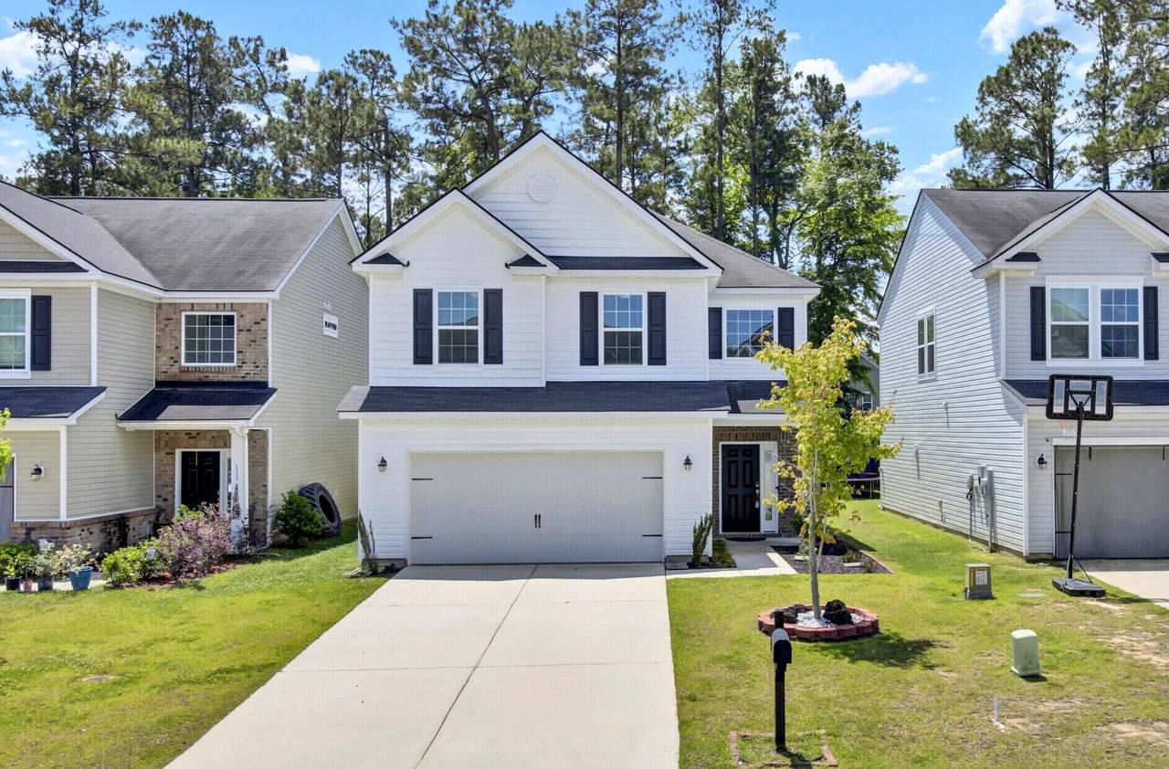 131 Lakestone Road - Photo 1