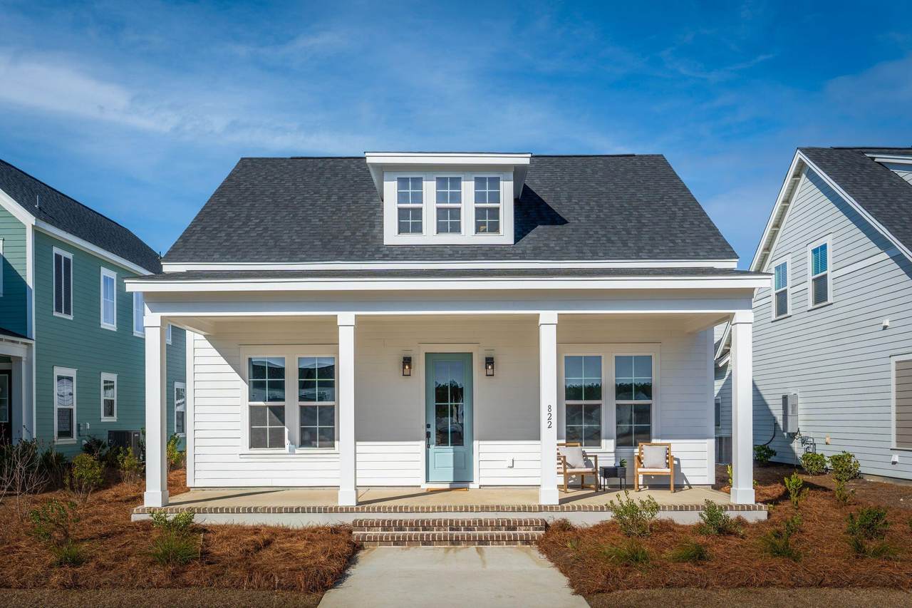 822 Gentle Breeze Drive - Photo 1