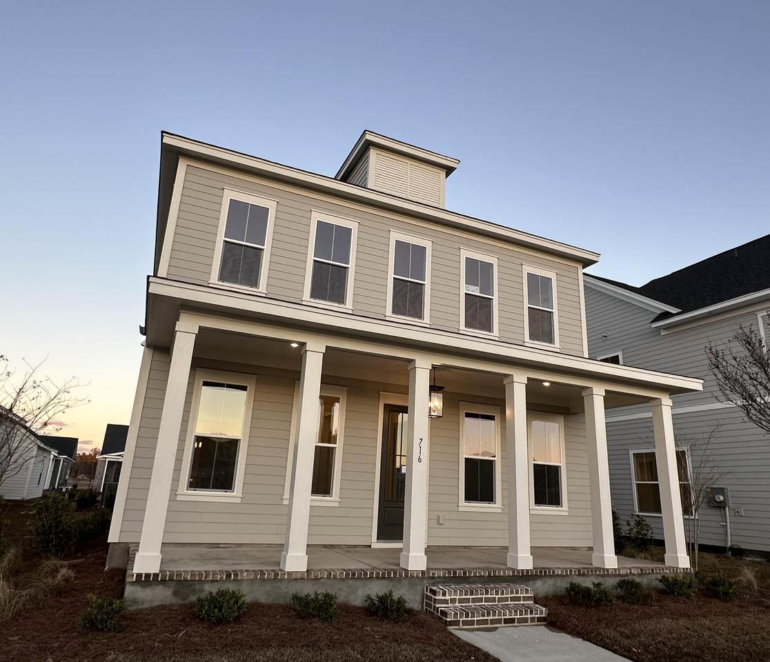 716 Triangle Lane - Photo 1