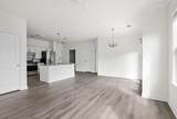 7204 Bowen Corner Avenue - Photo 5