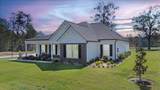 138 Twisted Oak Trail - Photo 1