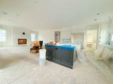 815 Dunham Street - Photo 33