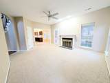 212 Thomaston Avenue - Photo 8