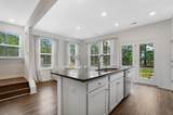 609 Trotters Lane - Photo 8