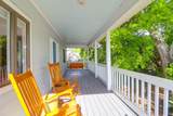 281 Hawthorne Street - Photo 4