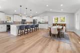1055 Royalist Road - Photo 2