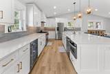 1055 Royalist Road - Photo 4