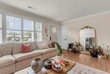 5028 Victoria Avenue - Photo 5