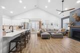212 Angelica Avenue - Photo 11